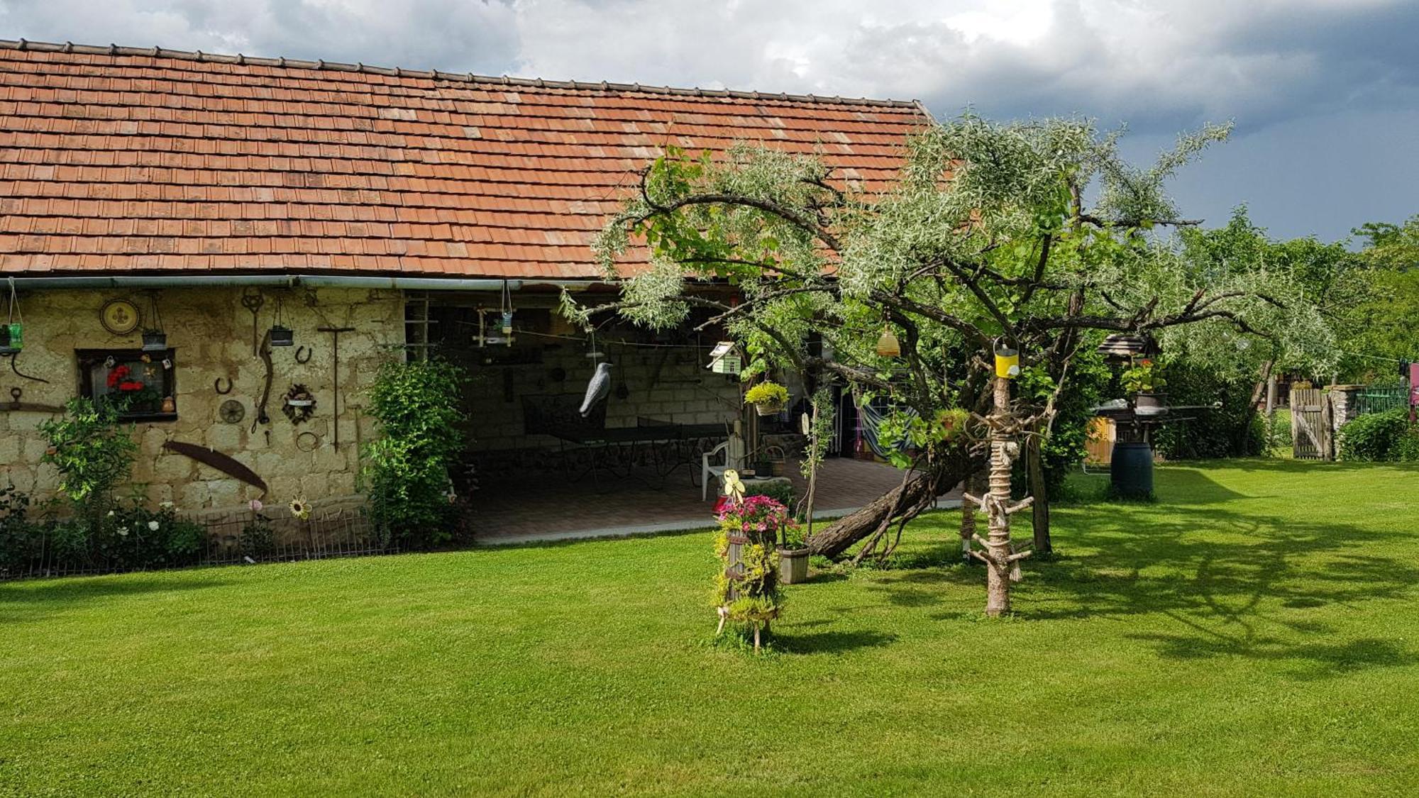 Szérűskert vendégház Szarvaskő Exterior foto